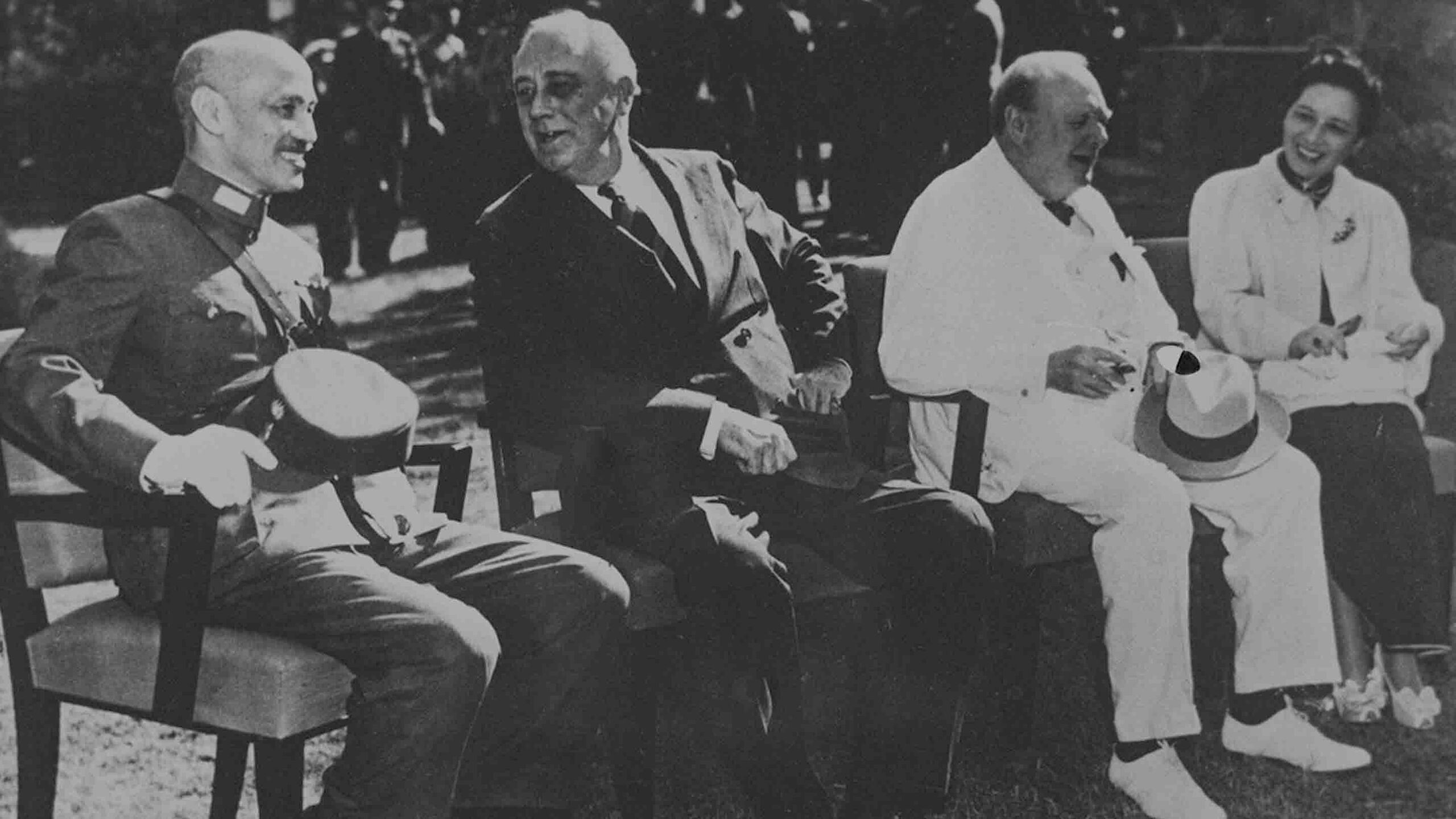 Franklin D. Roosevelt (center), Chiang Kai-shek (left), and Winston Churchill (right) at the Cairo Conference, 25 November 1943.